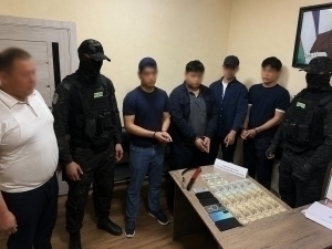 Тошкентда ўқувчилардан иборат жиноий гуруҳ қўлга олинди (видео)