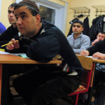 Migrantlar diqqatiga: Rossiyada rus tili va tarixdan imtihon topshirish tartibi o‘zgardi