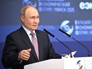 “Яқинда ўзлари қулайди”. Путин Ғарб иқтисодиёти ҳақида