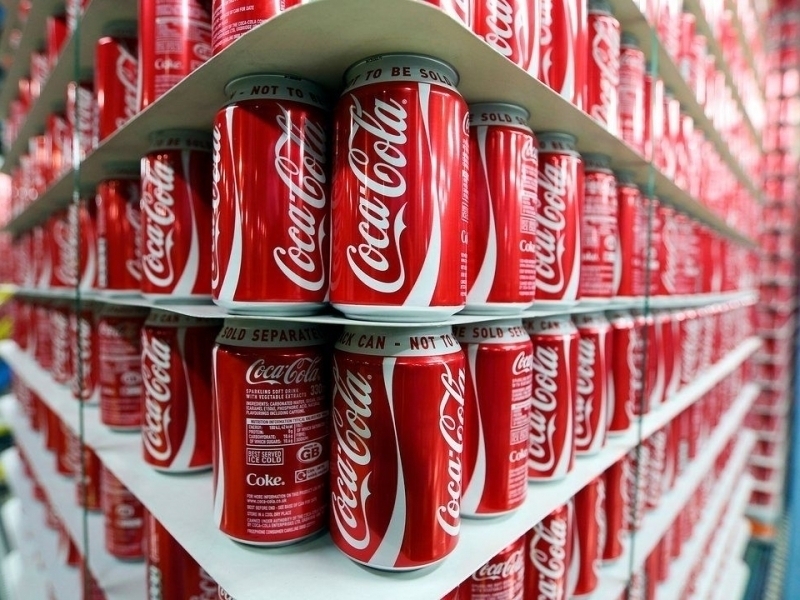 Европанинг айрим давлатларида Coca-Cola расталардан олинмоқда