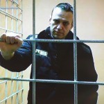 “Yelsinni Tanya va Valyasi bilan yomon ko‘raman”. Navalniy qamoqdan xat yozdi 