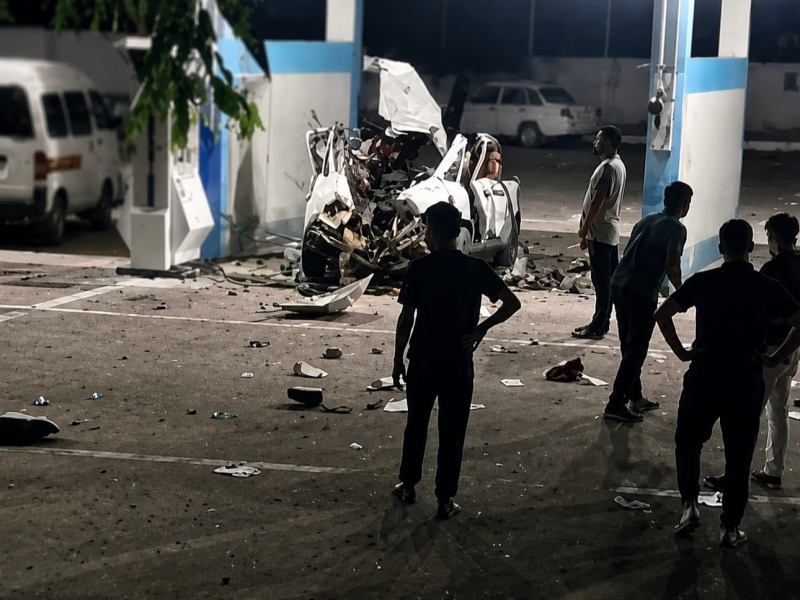 Nexia-2 explodes while refueling at gas station in Namangan (video)