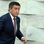 Namoyishlar avjida. Sooronbay Jeenbekov qayerda?