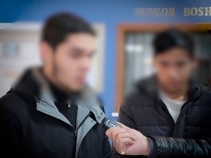 Toshkentdagi kompyuter klubida 2 o‘quvchi pichoqlandi (video)