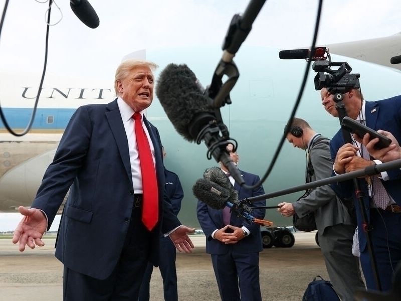 Зеленский Москвага зарба бермаслиги керак – Трамп 