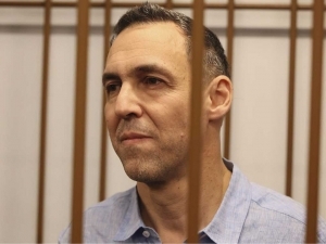 Makron Rossiyada josuslikda ayblangan fransiyalik ishi bilan shug‘ullanmoqda