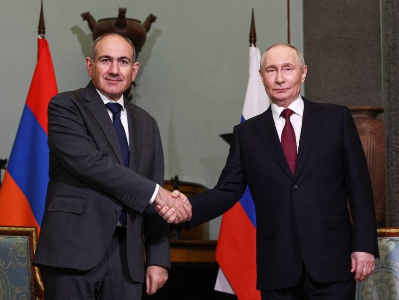 Putin Pashinyanni ogohlantirdi