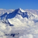 Everest cho‘qqisi o‘smoqda