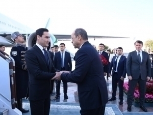 The President of Turkmenistan also arrives in Tashkent