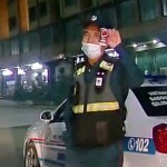 Sharmanda! Jizzaxda YPX xodimlari haydovchining ichgan-ichmaganini stakanda tekshirmoqchi bo‘ldi (video)