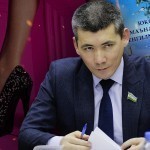 Senator saytlardagi pornografiyaga qarshi faqat Karimov usulida kurashish mumkinligini aytdi