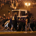 Belarusda saylovdan keyingi namoyishlar tinmayapti (foto)