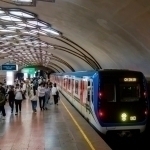 Toshkent metrosida begona ayolga shilqimlik qilgan yigit qamaldi