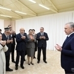 Мирзиёев Янги Навоий қурилиш майдонига борди