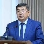 Қирғизистон ҳукумати раҳбари лавозимини тарк этди