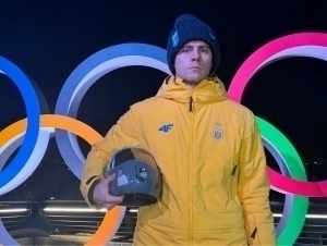 Zelenskiy maxsus dubulg‘a uchun diskvalifikatsiya qilingan sportchini taqdirladi