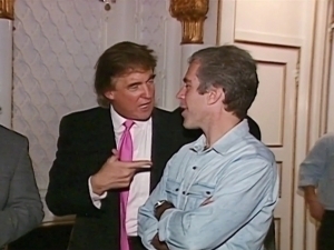 Эпштейн файллари: Трамп молиячининг самолётида 8 марта учган