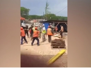 Uzbek and North Korean migrants clash in Russia (video)