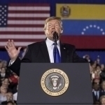 Трамп Венесуэла президенти бўлмоқчилигини айтди (видео)
