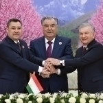 Japarov Rahmon bilan janjalga Mirziyoyev yakun yasaganini aytdi (video)