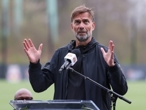 Клопп Жаҳон чемпионатининг очилиш ўйинини танқид қилди