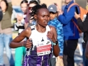 Marafon rekordchisi uch yilga diskvalifikatsiya qilindi