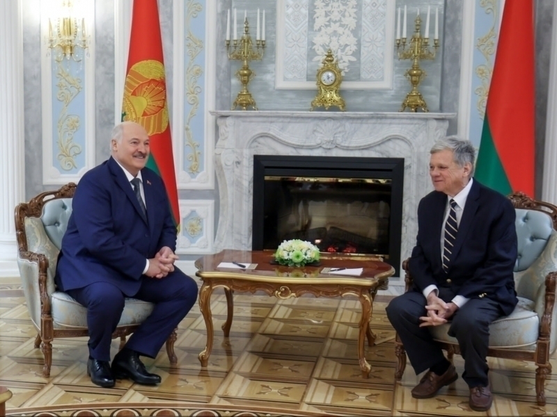 Lukashenko AQSHga “meteozondlar”ga qarshi kurashishni va’da qildi