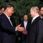 Si Szinpin Ukrainadagi urush sababli ilk bor Putinni tanqid qildi