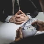 Ijaraga berilgan yerni 60 ming dollarga sotishga uringan shaxs ushlandi