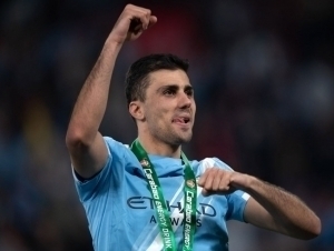 “Манчестер Сити” Родрига янги шартнома таклиф қилди