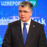 Axatov Ukraina elchixonasidagi hamdardlik kitobiga qayd kiritdi