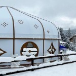Швейцария тоғларида “Louis Vuitton”нинг ўтов шаклидаги дўкони очилди