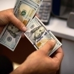 Долларнинг расмий курси яна ошди