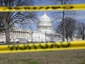 AQSH hukumati faoliyatini to‘xtatdi