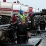 Тожикистон Эрондан 2,5 млн тонна нефть, бензин ва дизель сўради