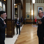 Erdo‘g‘an pandemiyaga qaramasdan davlat rahbarlari bilan uchrashuvlarni boshladi