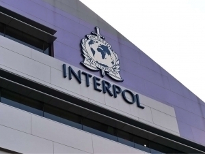 Interpol Qozog‘istondan noqonuniy olib chiqilgan aktivlarni qaytarishga yordam bermoqchi