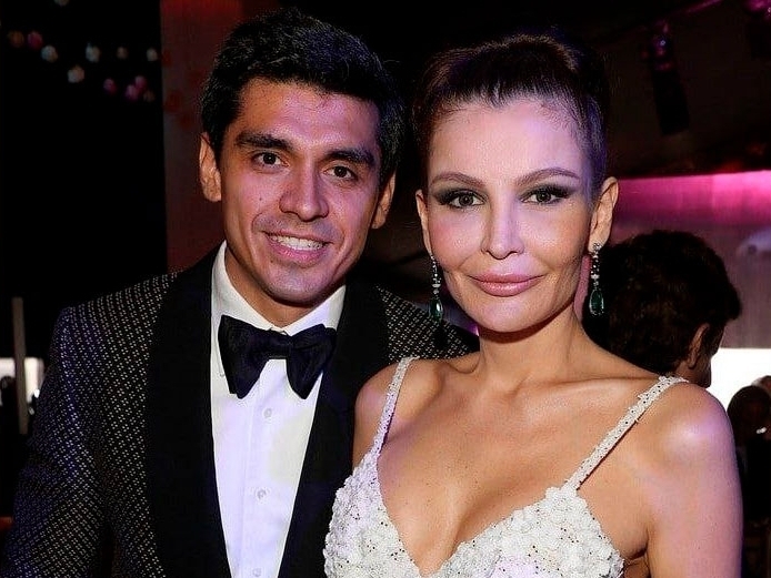 Official: Lola Karimova divorces her husband