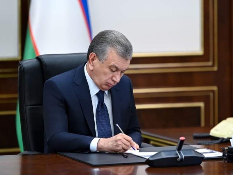 Shavkat Mirziyoyev Prezident Administratsiyasi to‘g‘risidagi Konstitutsiyaviy qonunni imzoladi