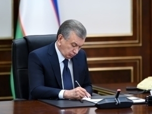 Shavkat Mirziyoyev Prezident Administratsiyasi to‘g‘risidagi Konstitutsiyaviy qonunni imzoladi