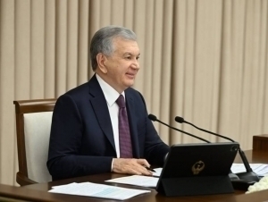 Шавкат Мирзиёев бир гуруҳ геологларни мукофотлади