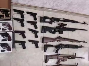 Toshkentda noqonuniy qurol saqlaganlar qo‘lga olindi (video)