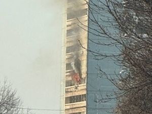 Toshkentdagi ko‘p qavatli uyda yong‘in bo‘ldi (video)