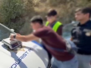 Qochishga uringan Cobalt haydovchisi 4 kg gashish bilan ushlandi (video)