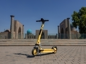 Yandex Uzbekistan Самарқанд ва Бухорода электросамокатлар ижараси хизматини йўлга қўймоқда