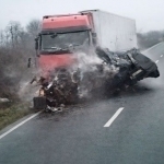 PAOK muxlislari avtobusi avariyaga uchradi: 7 kishi halok bo‘ldi (video)