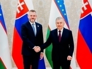 Мирзиёев Словакияга боради