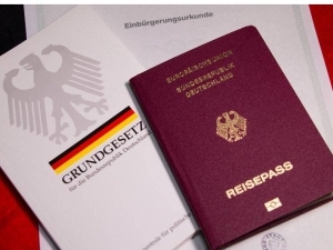 Germaniyada rekord darajada ko‘p migrantga fuqarolik berildi
