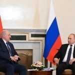 Лукашенко Путиндан Беларуснинг ШҲТга кириши учун ёрдам сўради 