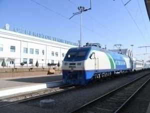 Uzbekistan approves list of free services for railway passengers